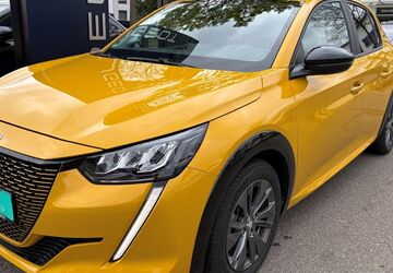 Peugeot 208 40.870 km 15.990 &euro; Heilbronn 74074