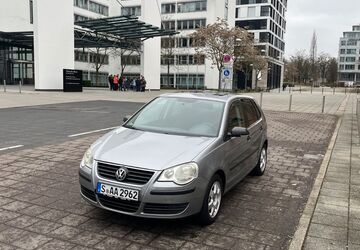 VW Polo 140.572 km 3.000 &euro; Stuttgart 70469