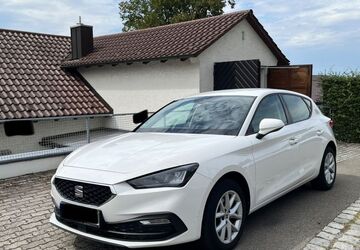 Seat Leon 63.100 km 12.900 &euro; Leonberg 71229