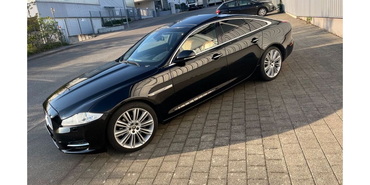 Jaguar XJ 178.000 km 6.690 &euro; Ludwigsburg 71642