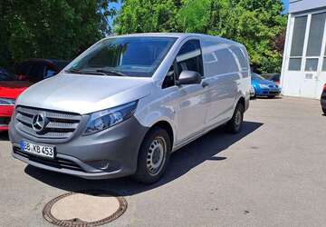 Mercedes-Benz Vito 207.550 km 13.690 &euro; Stuttgart 70374
