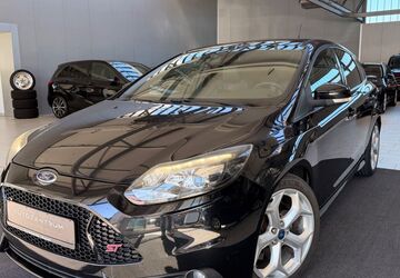 Ford Focus 107.529 km 12.699 &euro; Ludwigsburg 71638