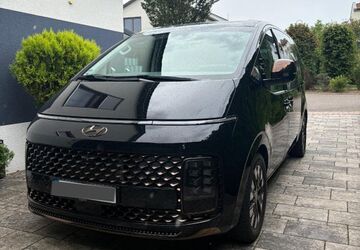 Hyundai STARIA 51.000 km 39.900 &euro; Lauffen 74348