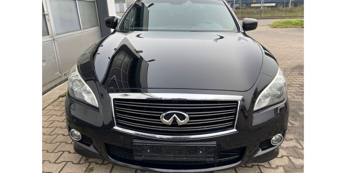 INFINITI M37 281.000 km 7.350 &euro; Backnang 71522