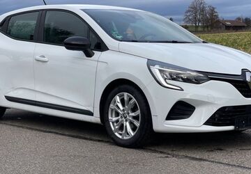 Renault Clio 34.000 km 9.900 &euro; Fellbach 70736