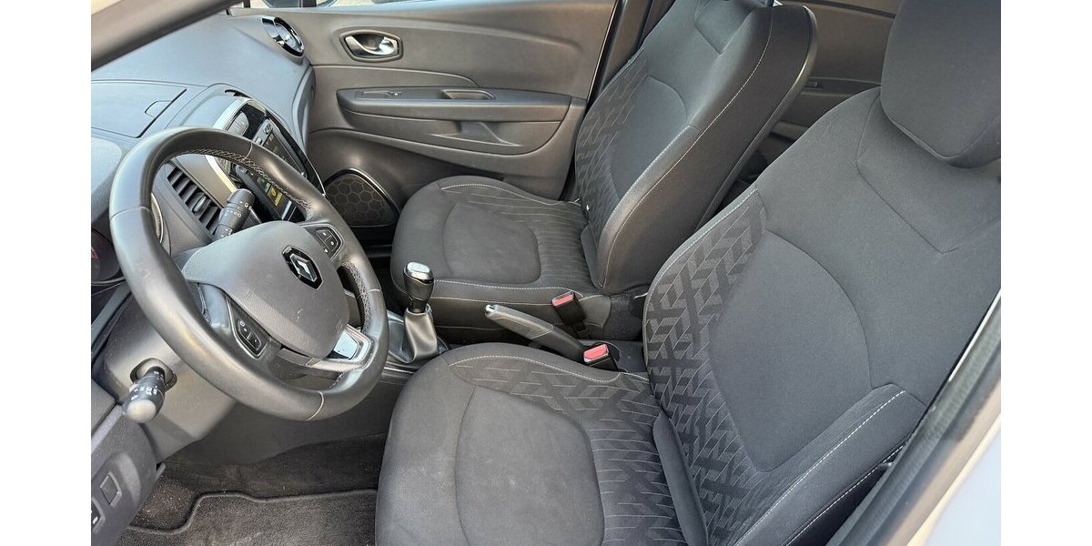 Renault Captur TCe 90 eco Limited 117.560 km 7.850 &euro; Schorndorf 73614