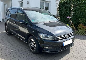 VW Touran 135.500 km 19.999 &euro; Oppenweiler 71570