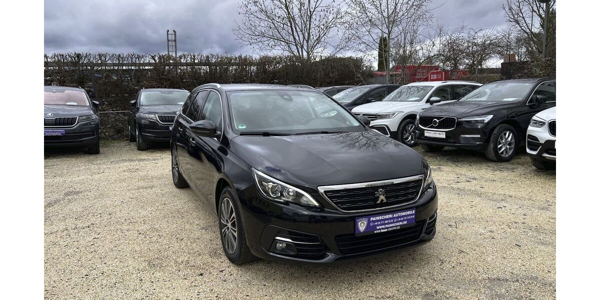 Peugeot 308 88.000 km 11.979 &euro; Stuttgart 70567