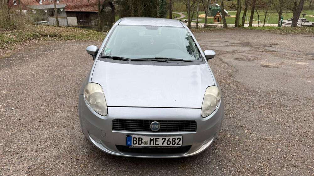 Fiat Grande Punto 184.000 km 400 &euro; Sindelfingen 71065