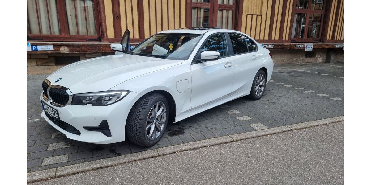 BMW 330 103.390 km 22.999 &euro; Wendlingen am neckar 73240