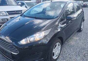 Ford Fiesta 107.925 km 4.900 &euro; weinstadt 71384