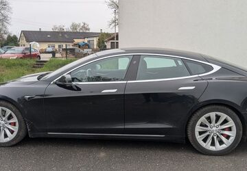 Tesla Model S 130.000 km 34.900 &euro; Oberstenfeld 71720