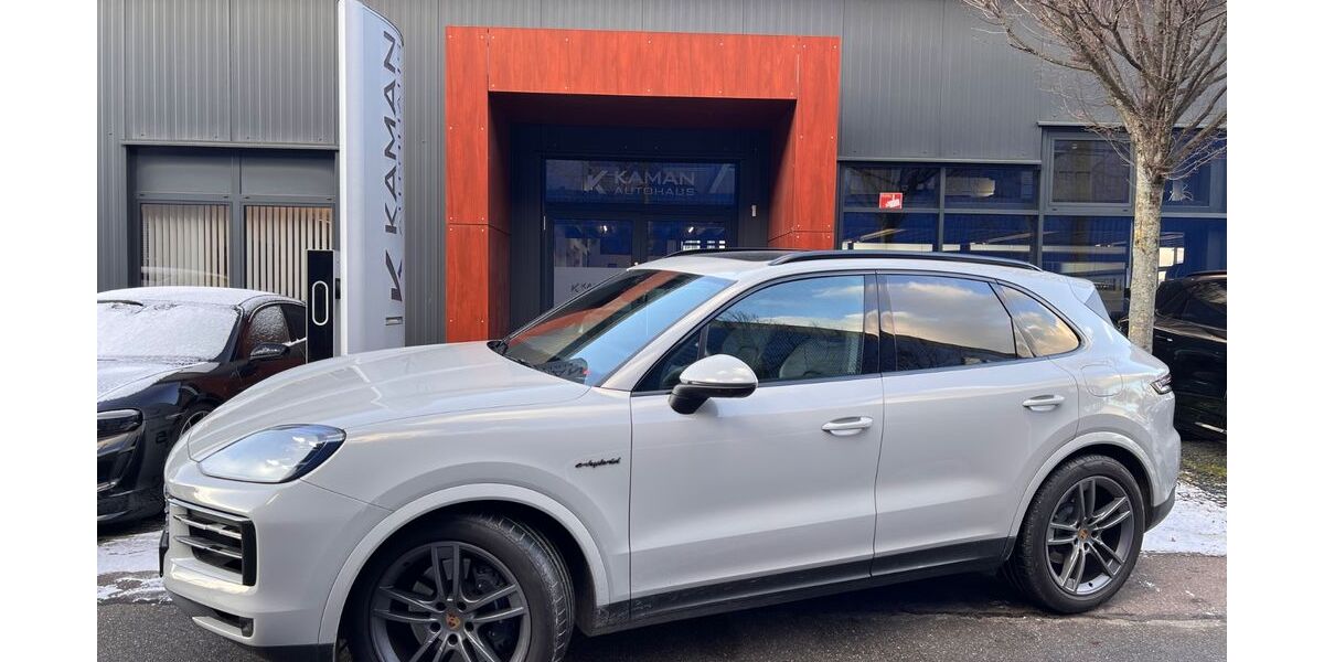 Porsche Cayenne 25.400 km 91.600 &euro; Sindelfingen 71065
