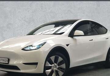 Tesla Model Y 68.182 km 33.500 &euro; Asperg 71679