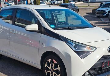 Toyota Aygo (X) 131.051 km 7.950 &euro; Leonberg 71229