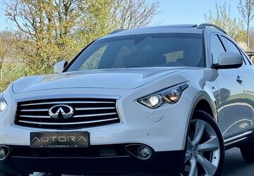 INFINITI QX70 122.000 km 16.450 &euro; Brackenheim 74336