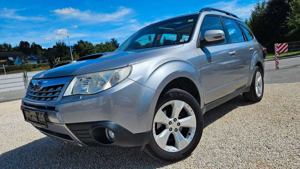 Subaru Forester 195.000 km 3.500 &euro; Stuttgart 70563