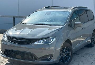 Chrysler Pacifica 91.351 km 27.800 &euro; Bietigheim-Bissingen 74321