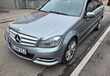 Mercedes-Benz C 250 320.000 km 3.890 &euro; Stuttgart 70178