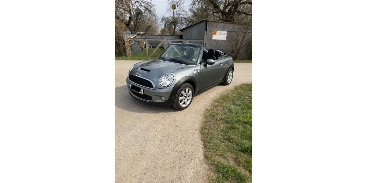 Mini Cooper S Cabrio 139.000 km 8.300 &euro; Stuttgart 70563
