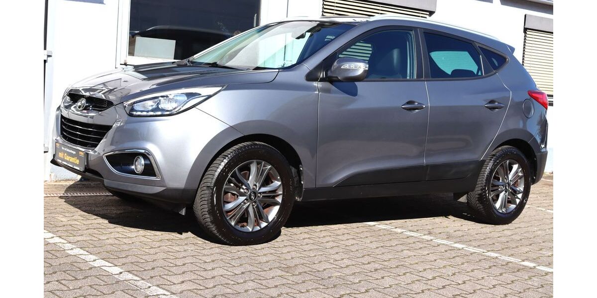 Hyundai ix35 97.652 km 9.690 &euro; Bietigheim Bissingen 74321