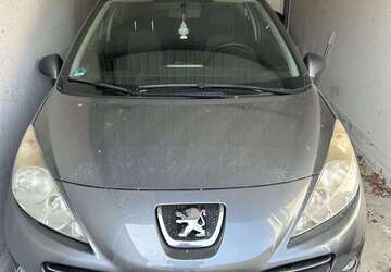 Peugeot 207 144.783 km 800 &euro; Beilstein 71717