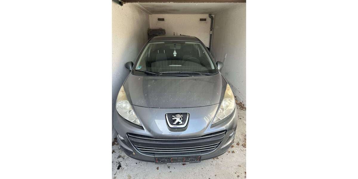 Peugeot 207 144.783 km 800 &euro; Beilstein 71717