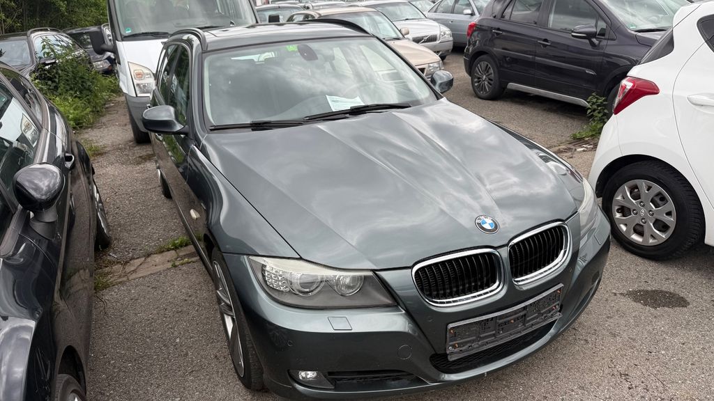 BMW 320 189.000 km 9.299 &euro; Sindelfingen 71065