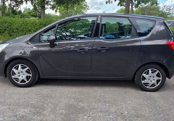 Opel Meriva 130.000 km 4.490 &euro; Fellbach 70736