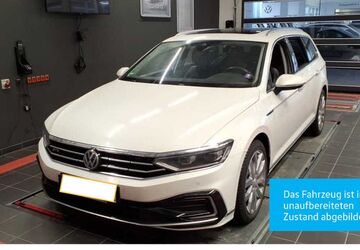 VW Passat Variant 68.242 km 23.930 &euro; Stuttgart-Feuerbach 70469