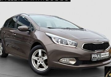 Kia ceed Sportswagon 180.000 km 5.985 &euro; Ludwigsburg 71636