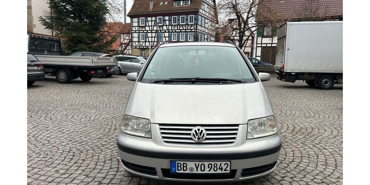 VW Sharan 199.000 km 1.400 &euro; Leonberg 71229