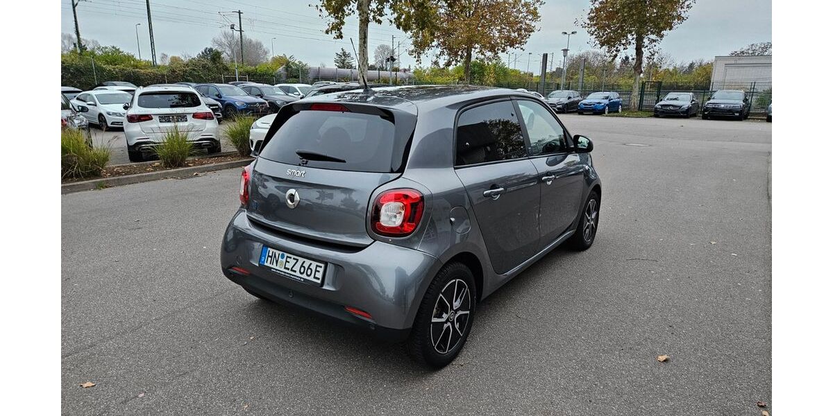 Smart ForFour 31.800 km 10.390 &euro; Heilbronn 74076