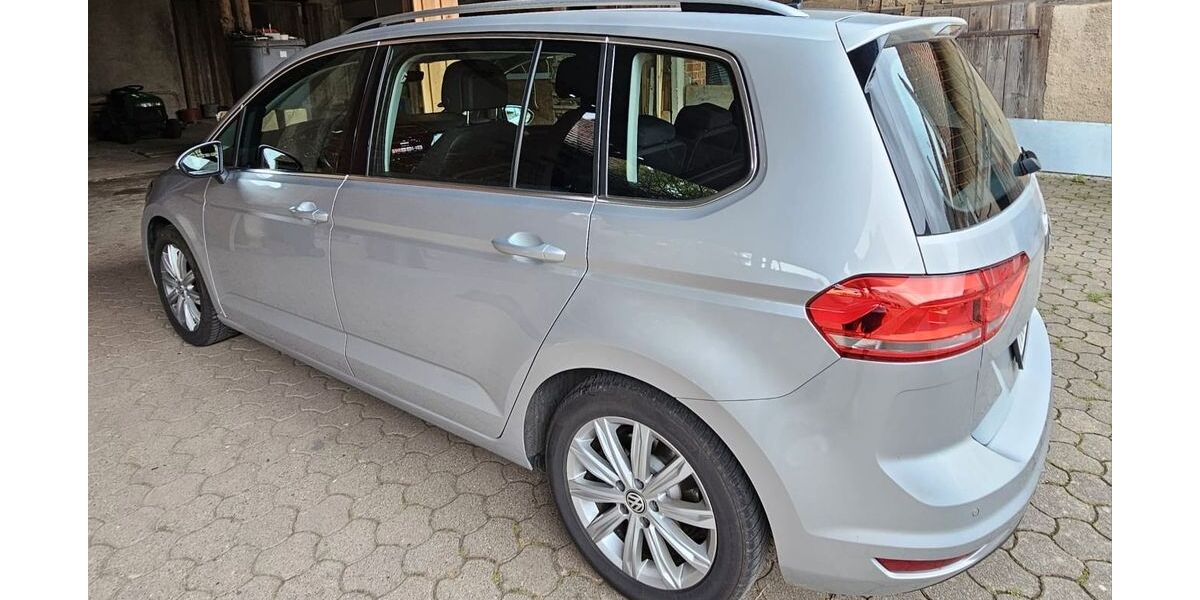 VW Touran 244.400 km 13.200 &euro; Güglingen 74363