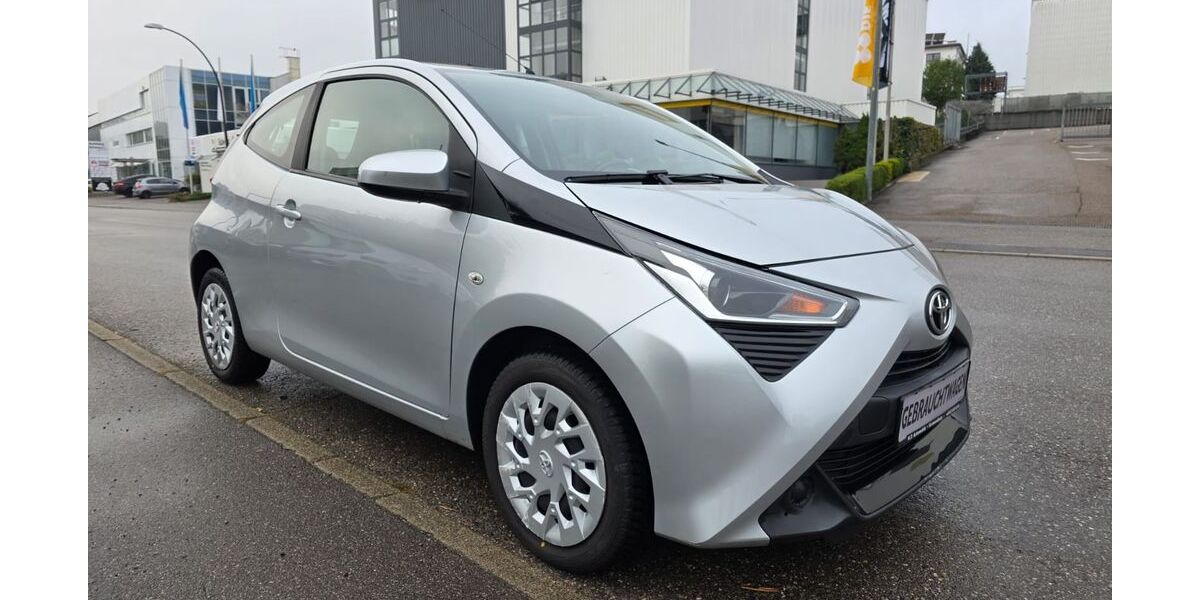 Toyota Aygo (X) 75.575 km 8.890 &euro; Kornwestheim (bei Stuttgart) 70806