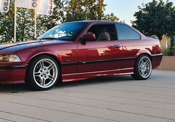 BMW 323 220.000 km 10.950 &euro; Ludwigsburg 71642