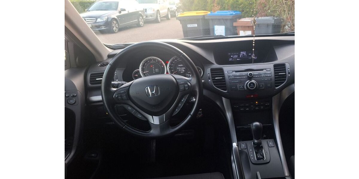 Honda Accord 170.000 km 9.000 &euro; Remshalden 73630