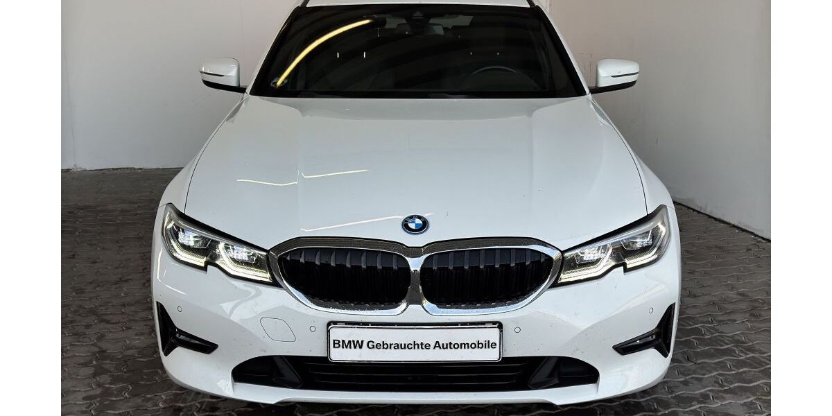 BMW 320 27.014 km 29.970 &euro; Heilbronn 74076