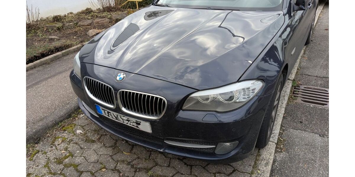 BMW 530 300.000 km 6.600 &euro; Esslingen am Neckar 73732