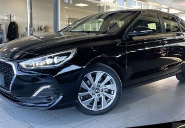 Hyundai i30 76.000 km 16.390 &euro; Heilbronn 74080