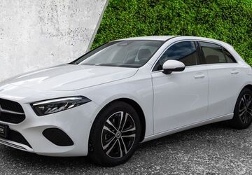 Mercedes-Benz A 180 3.100 km 29.880 &euro; Esslingen 73730