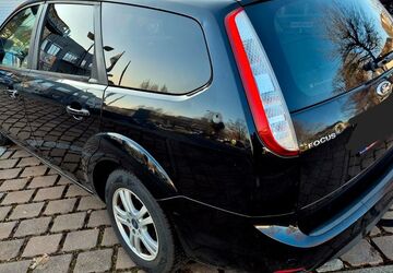 Ford Focus 247.355 km 2.200 &euro; Filderstadt 70794