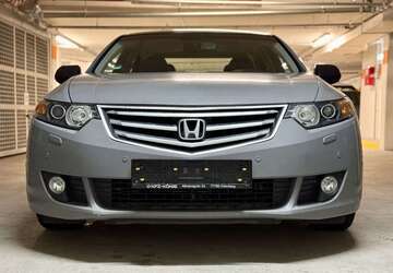 Honda Accord 236.500 km 8.500 &euro; Böblingen 71032