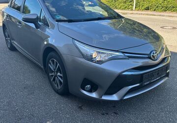 Toyota Avensis 147.000 km 12.600 &euro; Möglingen/Ludwigsburg 71696