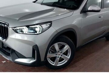 BMW X1 13.700 km 38.890 &euro; Böblingen 71032