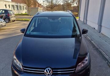 VW Touran 204.000 km 8.299 &euro; Ludwigsburg 71638