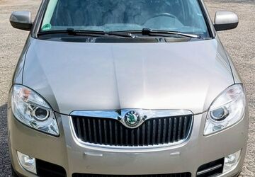 Skoda Fabia 74.000 km 5.800 &euro; Neuhausen 73765