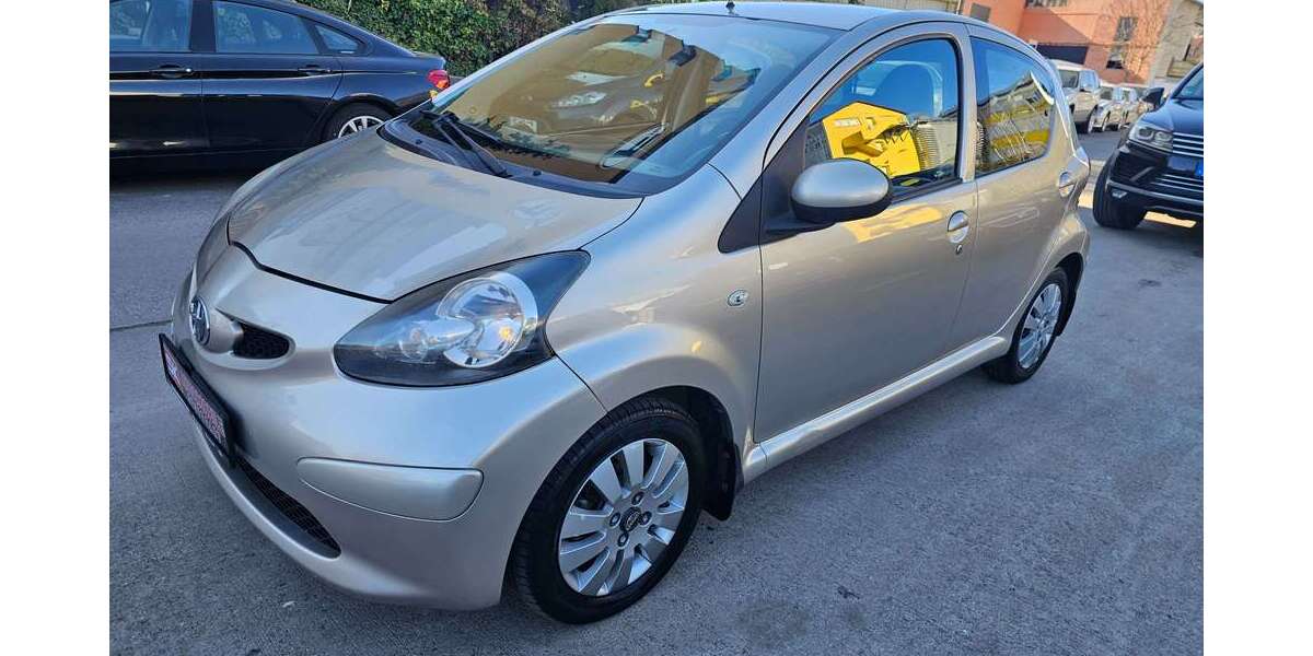 Toyota Aygo 175.000 km 2.900 &euro; Stuttgart 70469