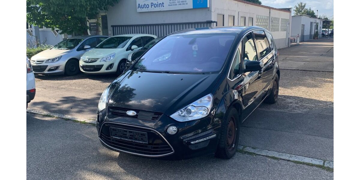 Ford S-Max 188.000 km 3.100 &euro; Fellbach-Stuttgart 70736