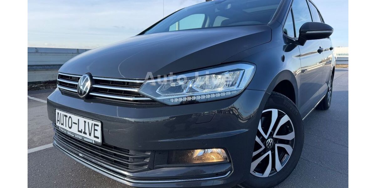 VW Touran 165.440 km 20.490 &euro; Böblingen/Stuttgart 71034